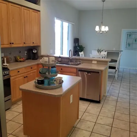 $3,750 | 6218 Bridgevista Drive, Lithia, FL 33547