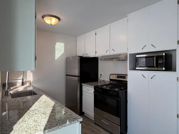 $2,250 | 16563 Fishing Avenue West, Rosemount, MN 55068