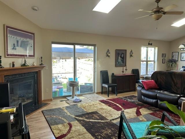 250 Other Iron Ridge, Unit B Iron Ridge, WI 53035 - Photo 7 of 29 Gallery Image 7