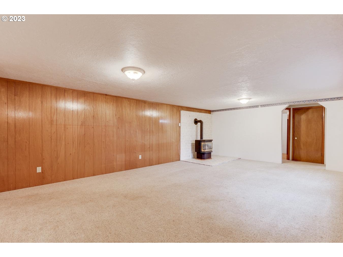 39161 Southeast Rude Road, Unit B Sandy, OR 97055 - Photo 11 of 32 a view of an empty room