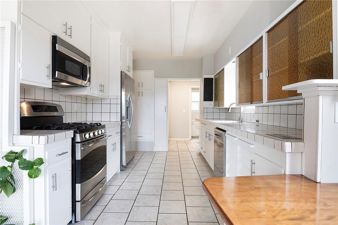 934 Highline Road Los Angeles, CA 90065 - Photo 18 of 43