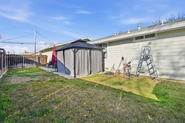 $410,000 | 712 5th Avenue, Gustine, CA 95322