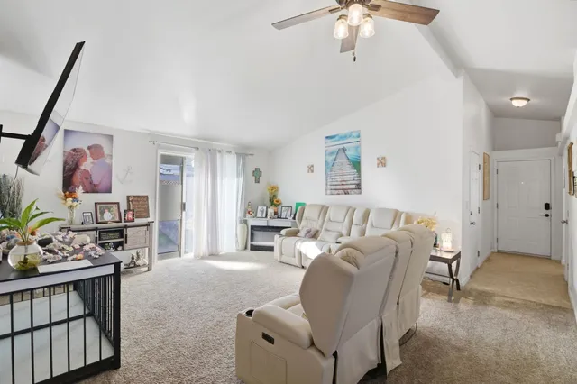 $410,000 | 712 5th Avenue, Gustine, CA 95322