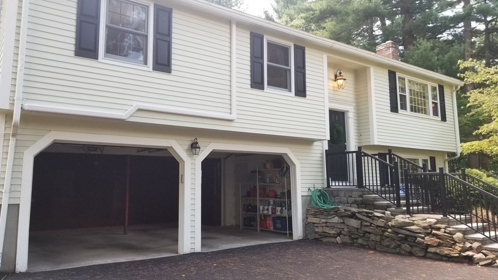 74 Rice Avenue Northborough, MA 01532 - Photo 3 of 40 Gallery Image 3