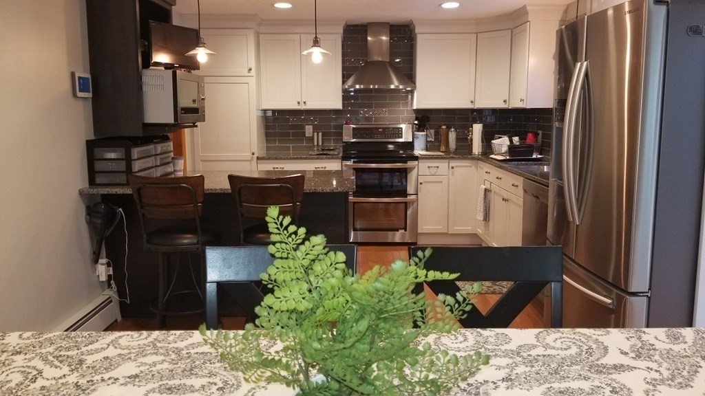 74 Rice Avenue Northborough, MA 01532 - Photo 5 of 40 Gallery Image 5