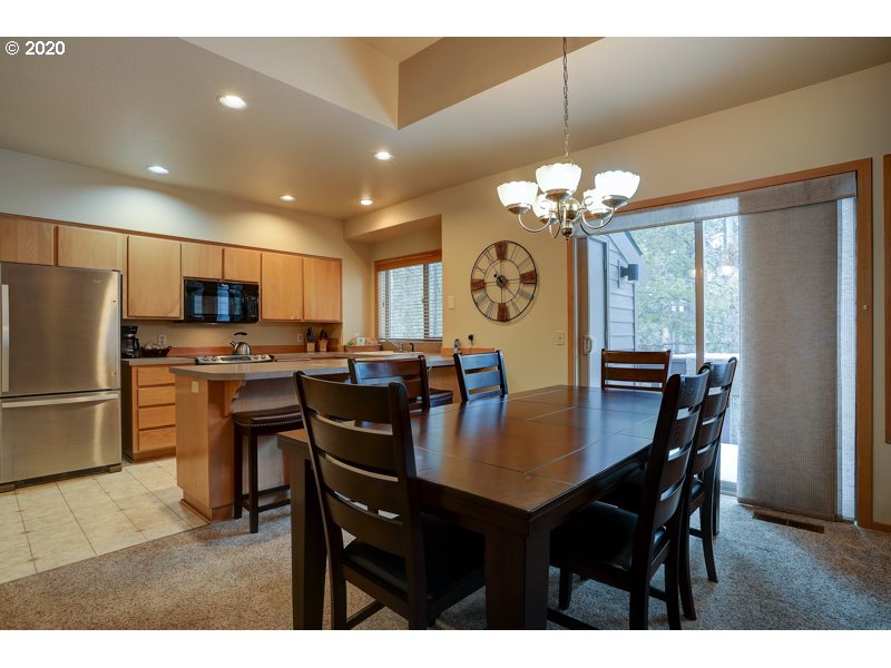 57369 Beaver Ridge Loop, Unit 26B Sunriver, OR 97707 - Photo 7 of 14