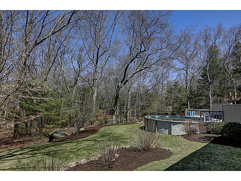 1635 Middle Road East Greenwich, RI 02818 - Photo 22 of 25 Yard/Garden.