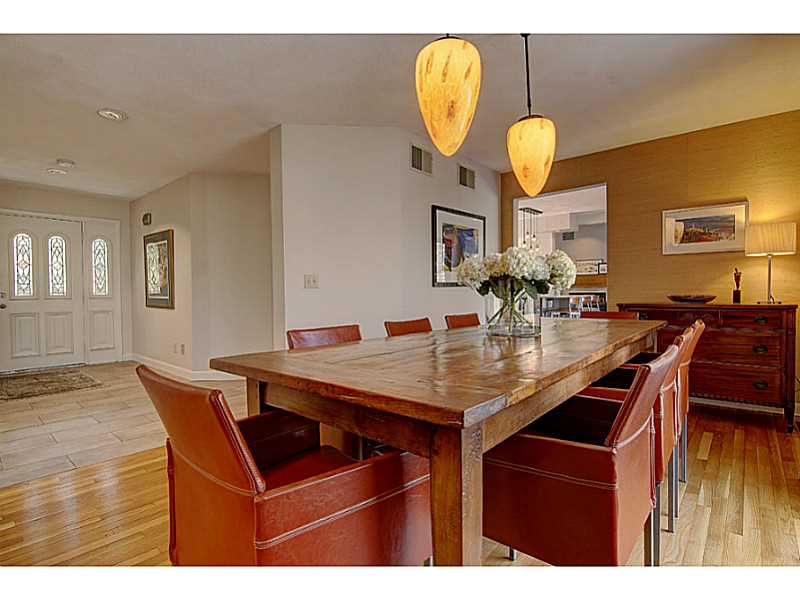 1635 Middle Road East Greenwich, RI 02818 - Photo 6 of 25 Dining Room.