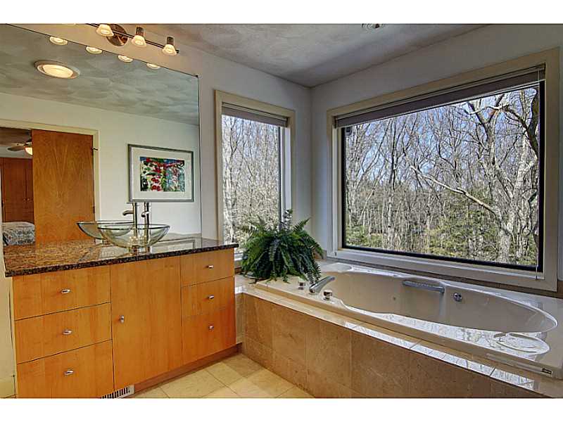 1635 Middle Road East Greenwich, RI 02818 - Photo 10 of 25 Master Bath/Spa.