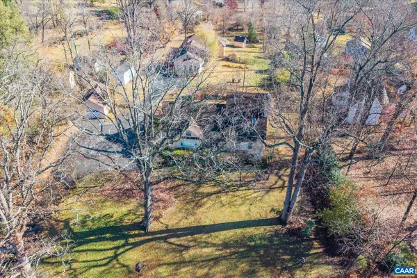 $675,000 | 989-991 Crozet Avenue, Crozet, VA 22932