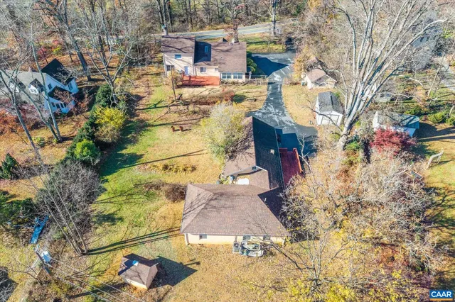 $750,000 | 989-991 Crozet Avenue, Crozet, VA 22932