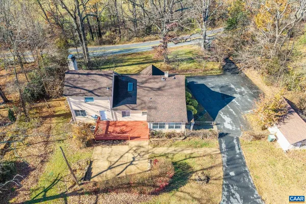 $675,000 | 989-991 Crozet Avenue, Crozet, VA 22932