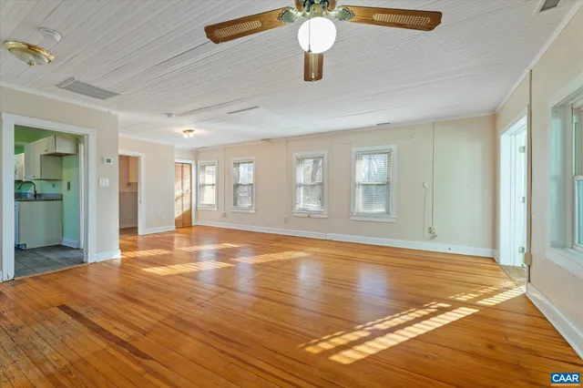 $750,000 | 989-991 Crozet Avenue, Crozet, VA 22932