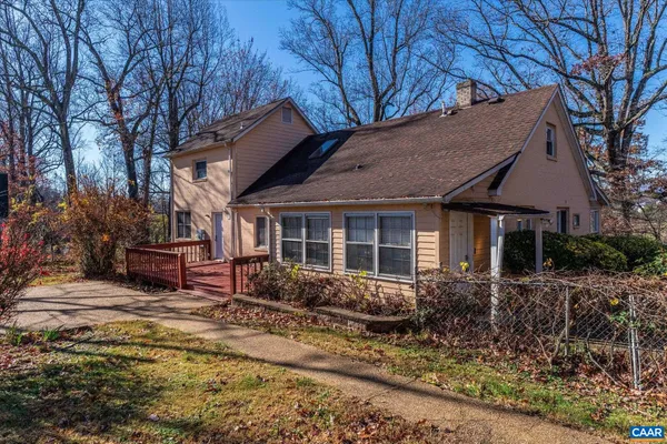 $675,000 | 989-991 Crozet Avenue, Crozet, VA 22932