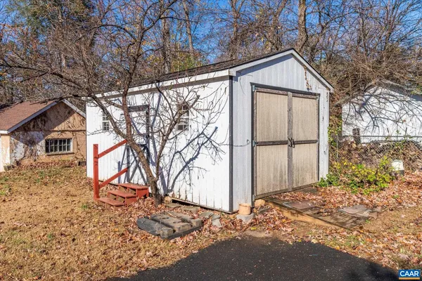 $675,000 | 989-991 Crozet Avenue, Crozet, VA 22932