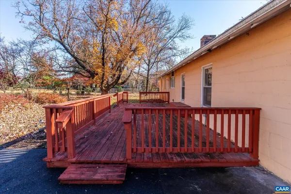 $675,000 | 989-991 Crozet Avenue, Crozet, VA 22932