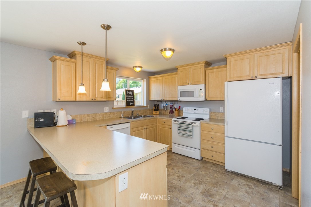1287 Southwest Ripple Court Chehalis, WA 98532 - Photo 6 of 23 Gallery Image 6