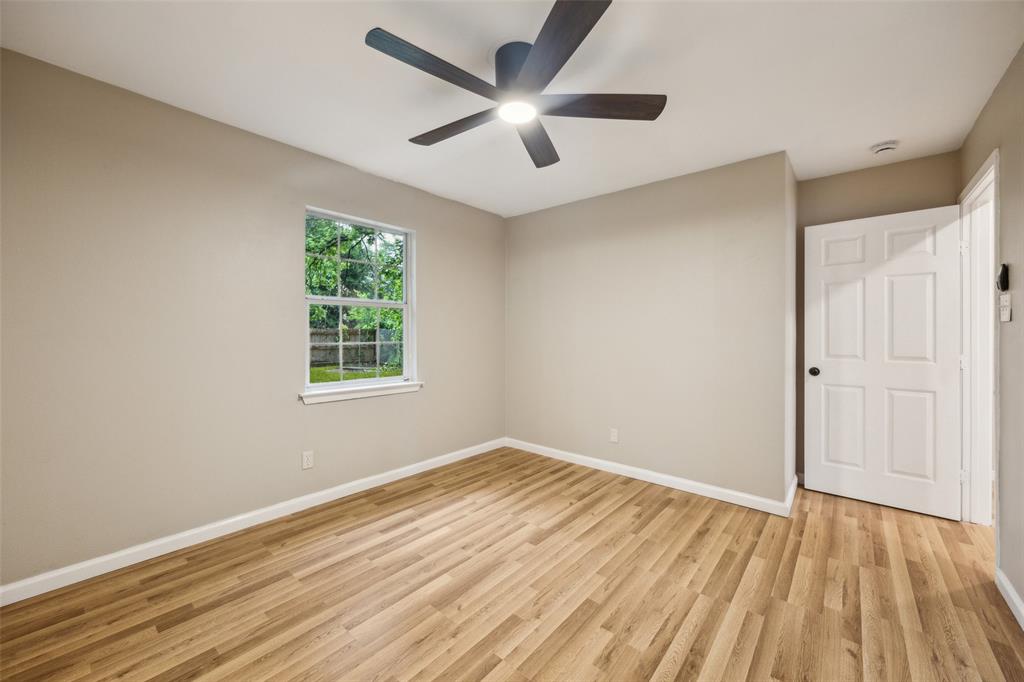 2509 Clearview Circle Dallas, TX 75233 - Photo 18 of 30