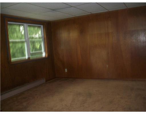 325 Freeman Falls Road Acme, PA 15610 - Photo 14 of 18 Family Room.