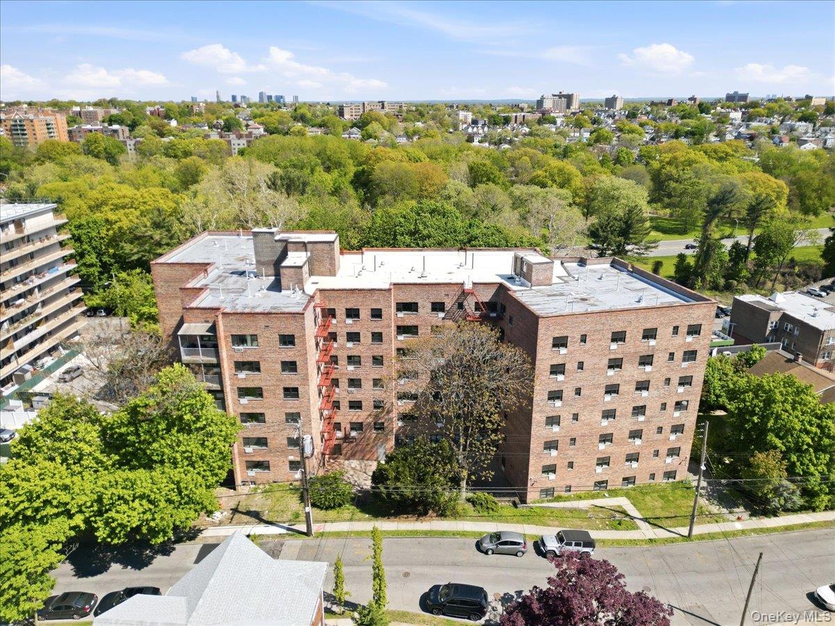 671 Bronx River Road, Unit 2F Yonkers, NY 10704 - Photo 23 of 23