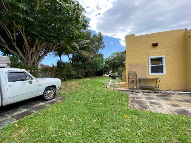 529 Hampton Road West Palm Beach, FL 33405 - Photo 19 of 30 Gallery Image 19