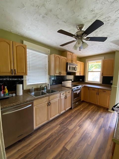 529 Hampton Road West Palm Beach, FL 33405 - Photo 21 of 30 Gallery Image 21