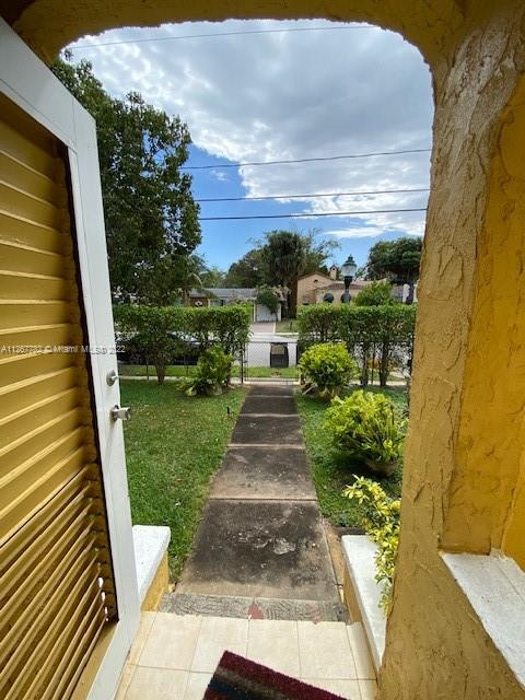 529 Hampton Road West Palm Beach, FL 33405 - Photo 22 of 30 Gallery Image 22