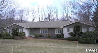 1885 Dartford Road Bethlehem, PA 18015 - Photo 1 of 8 Gallery Image 1