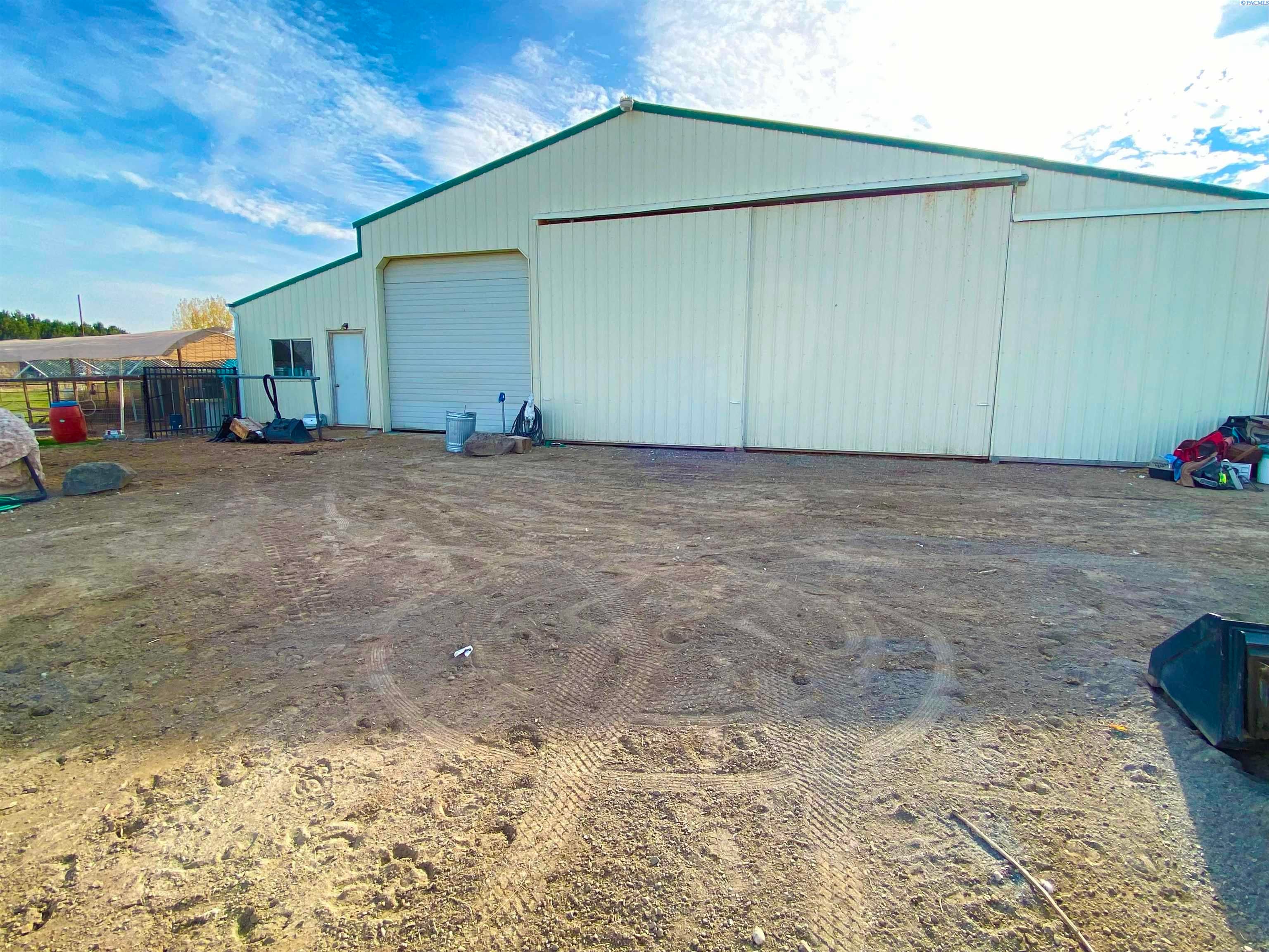 203833 East Terril Road Kennewick, WA 99337 - Photo 4 of 7 Gallery Image 4