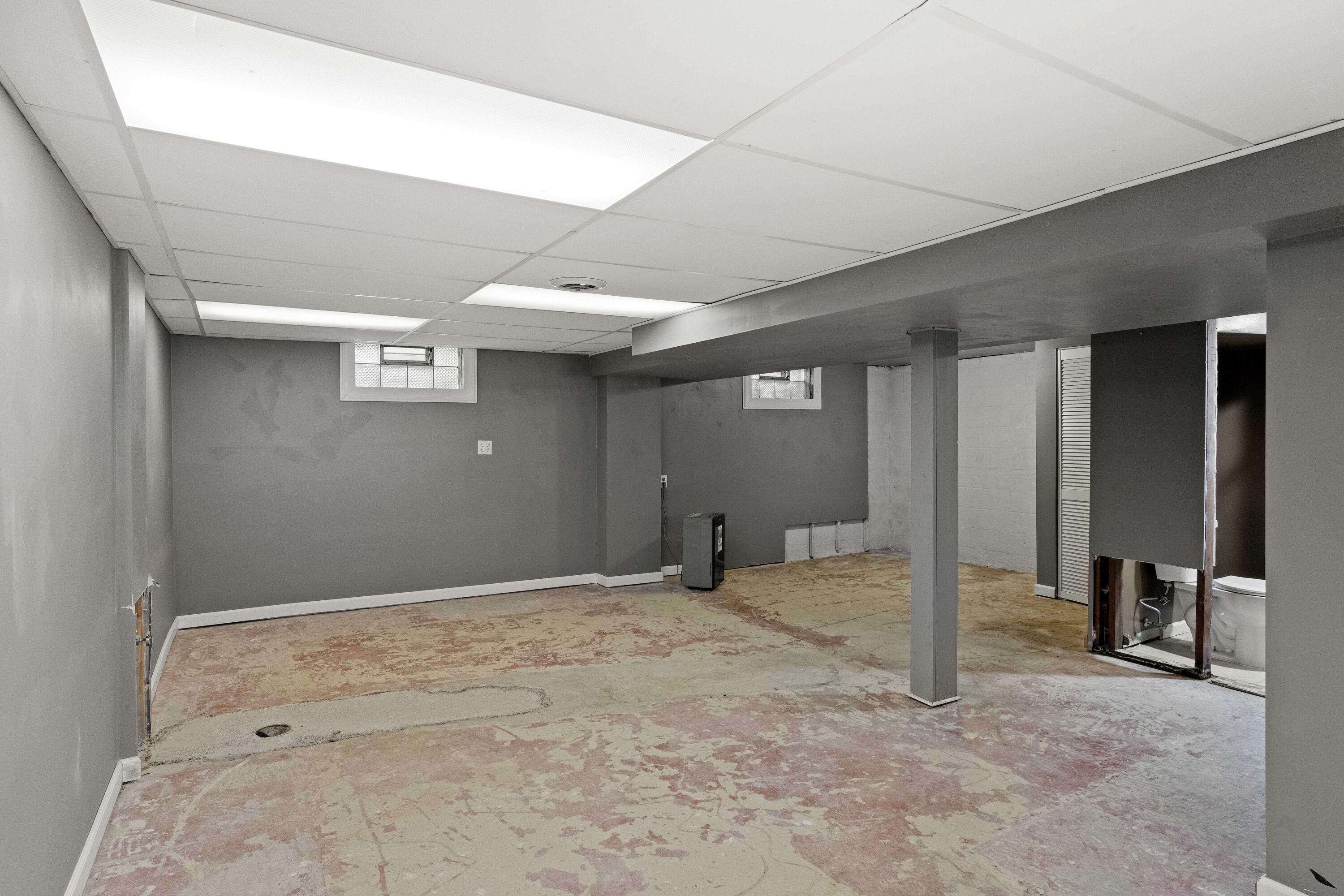 907 South Main Street Crown Point, IN 46307 - Photo 21 of 26 3000x2000
