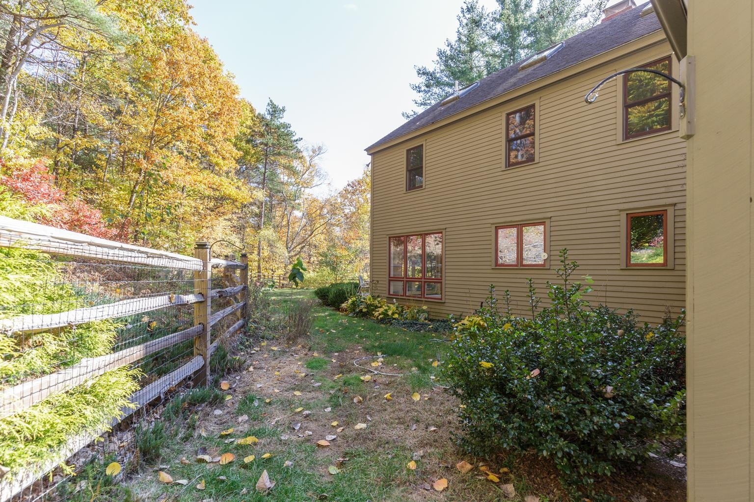 808 Russell Station Road Francestown, NH 03043 - Photo 6 of 58 Gallery Image 6