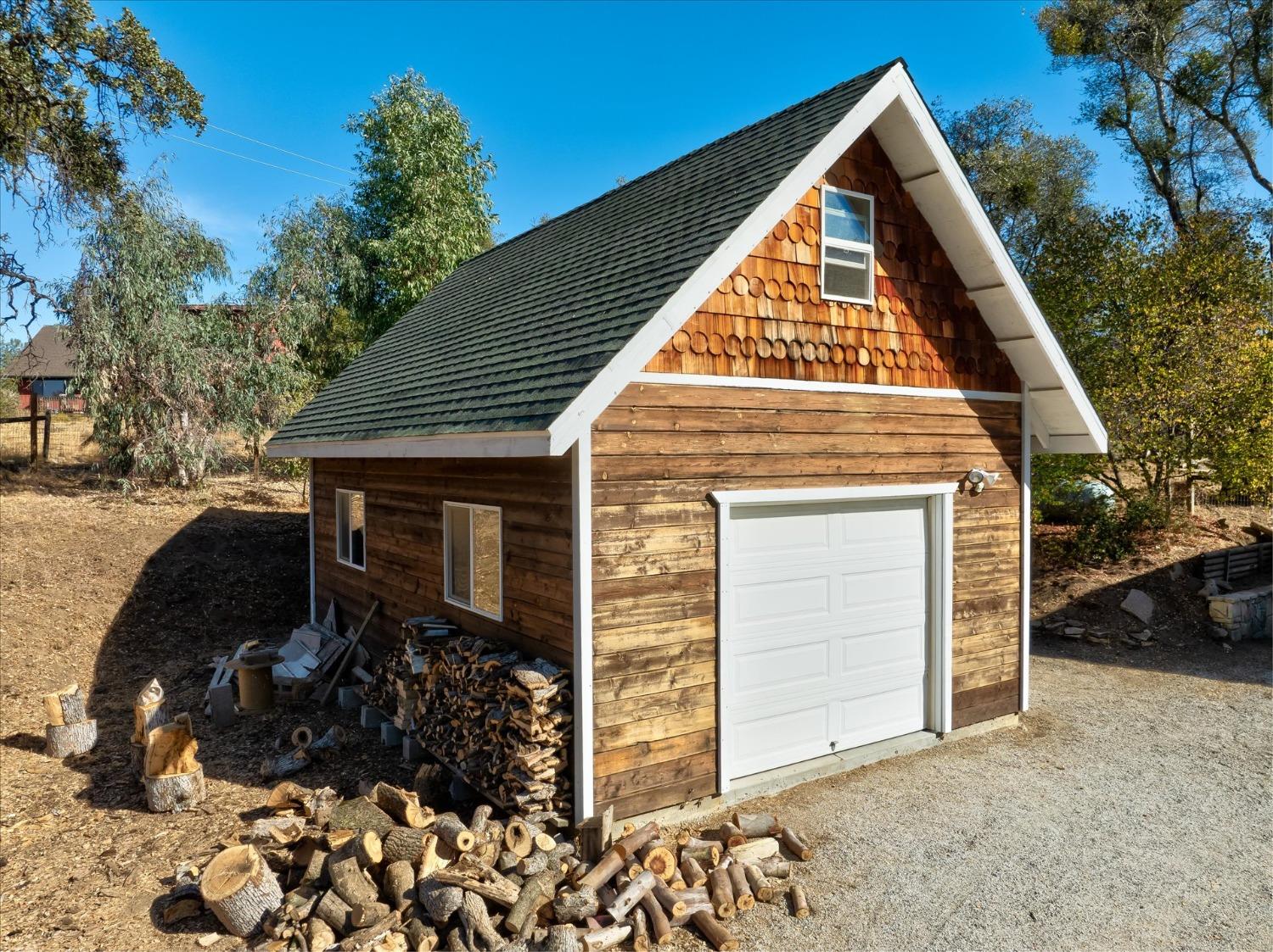 36117 Wells Road Coarsegold, CA 93614 - Photo 8 of 42 Gallery Image 8