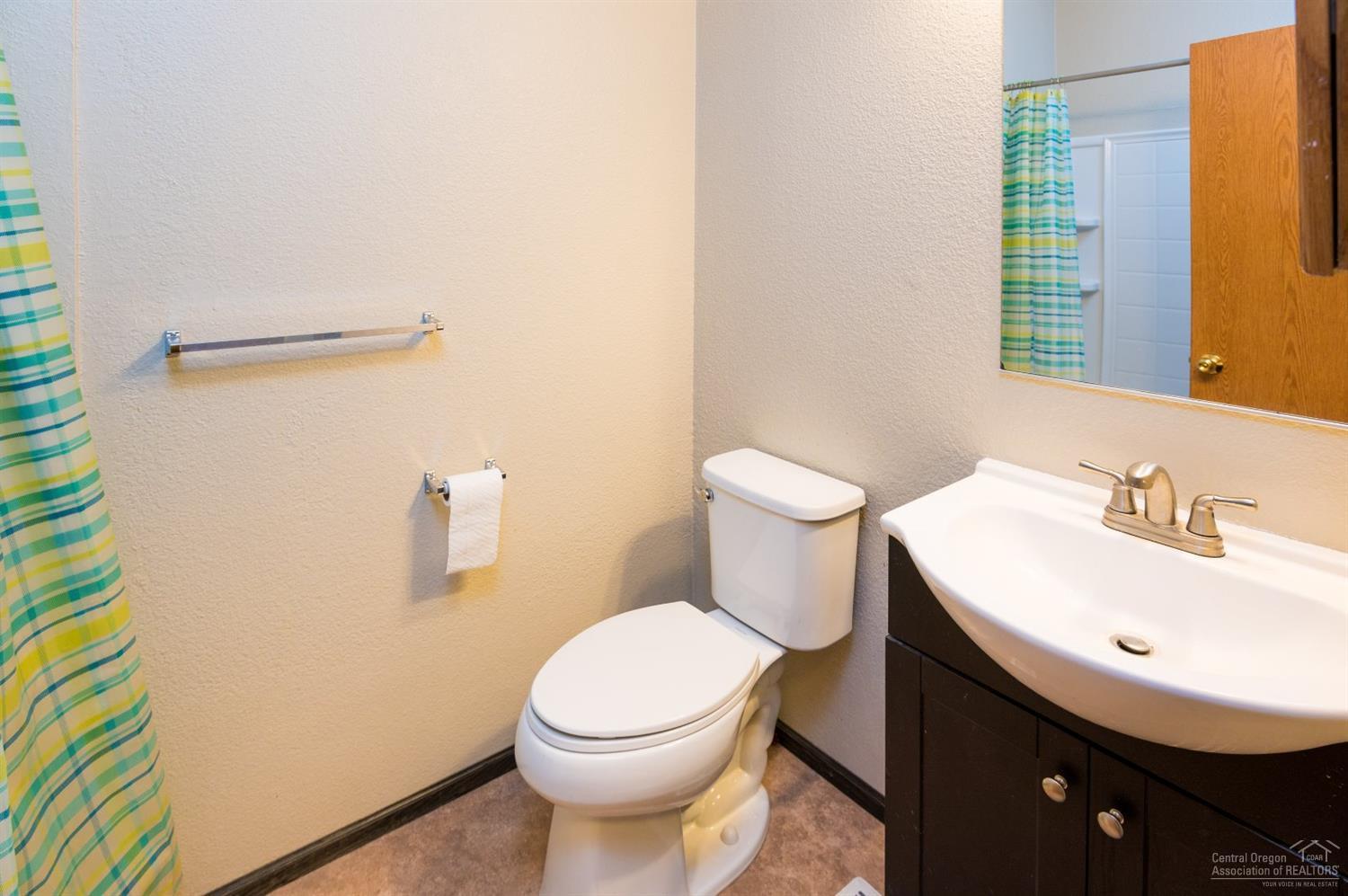 60106 Turquoise Road Bend, OR 97702 - Photo 13 of 25 Additional Photo