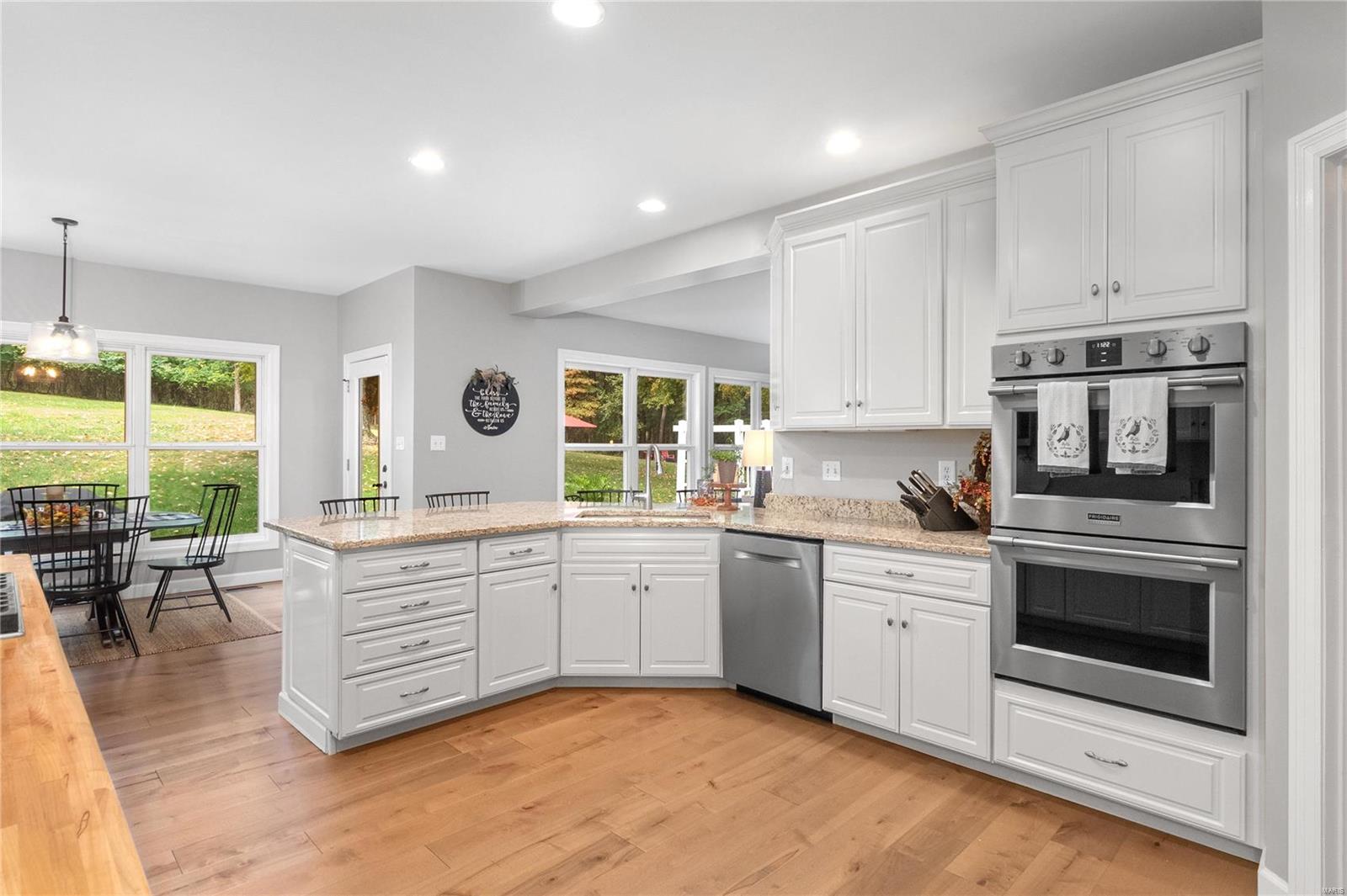 2 Currier And Ives Drive Eureka, MO 63025 - Photo 30 of 63