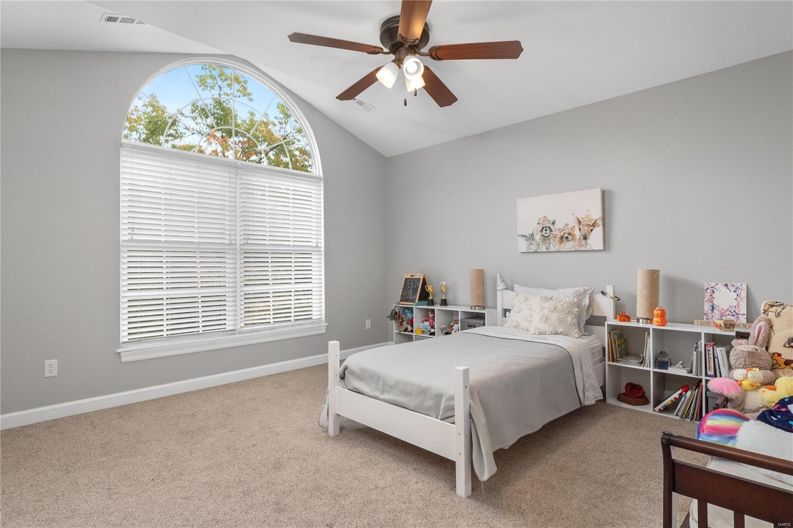 2 Currier And Ives Drive Eureka, MO 63025 - Photo 37 of 63