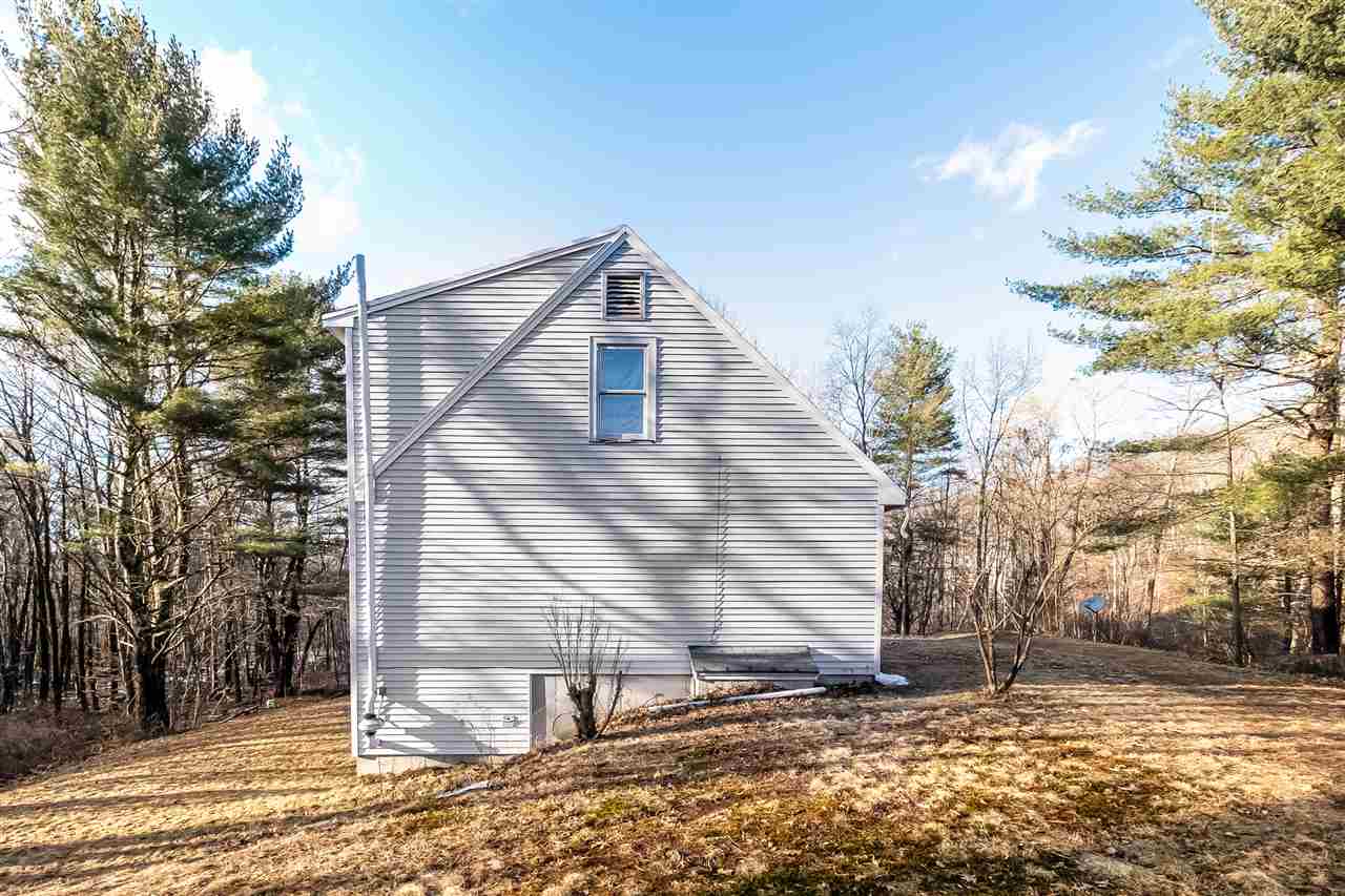 49 Noyes Road Londonderry, NH 03053 - Photo 25 of 29