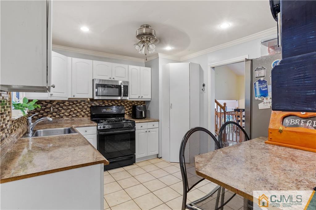 41 Gage Road East Brunswick, NJ 08816 - Photo 12 of 43 Gallery Image 12