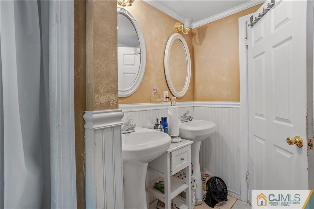 41 Gage Road East Brunswick, NJ 08816 - Photo 24 of 43 Gallery Image 24