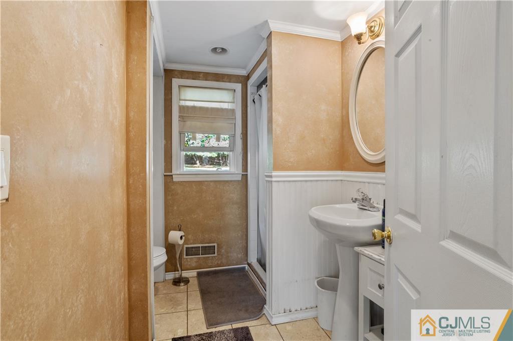 41 Gage Road East Brunswick, NJ 08816 - Photo 25 of 43 Gallery Image 25