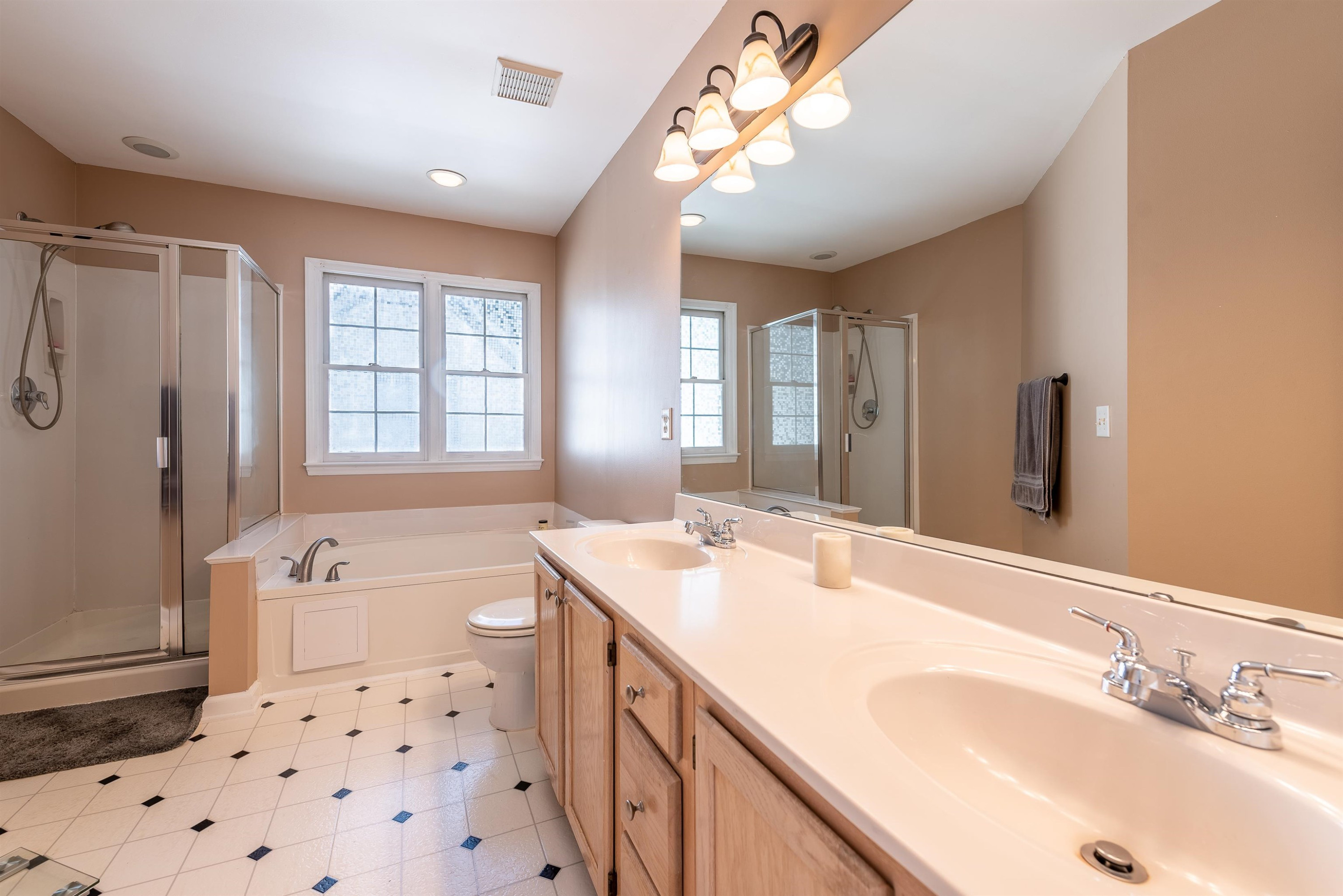 5313 Tilford Lane Raleigh, NC 27613 - Photo 18 of 27 Photo 18