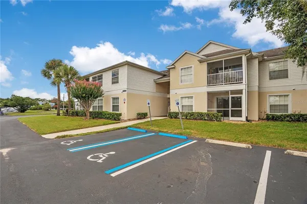$1,900 | 3960 Southpointe Drive, Unit 504, Orlando, FL 32822