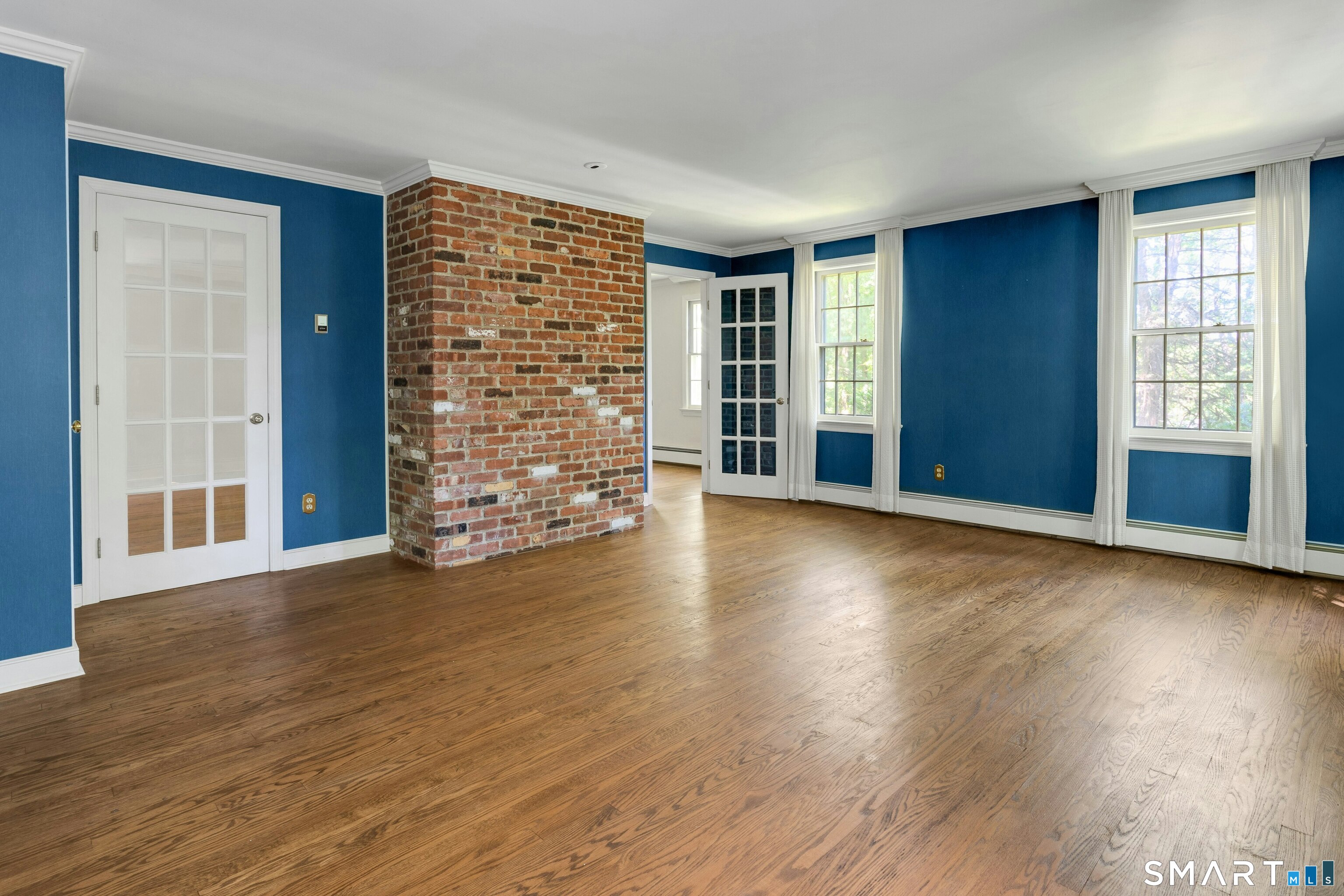 85 Carriage Road Wilton, CT 06897 - Photo 7 of 38