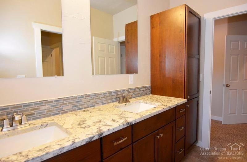 55744 Snow Goose Road Bend, OR 97707 - Photo 11 of 23 Master suite bath, granite counter and a