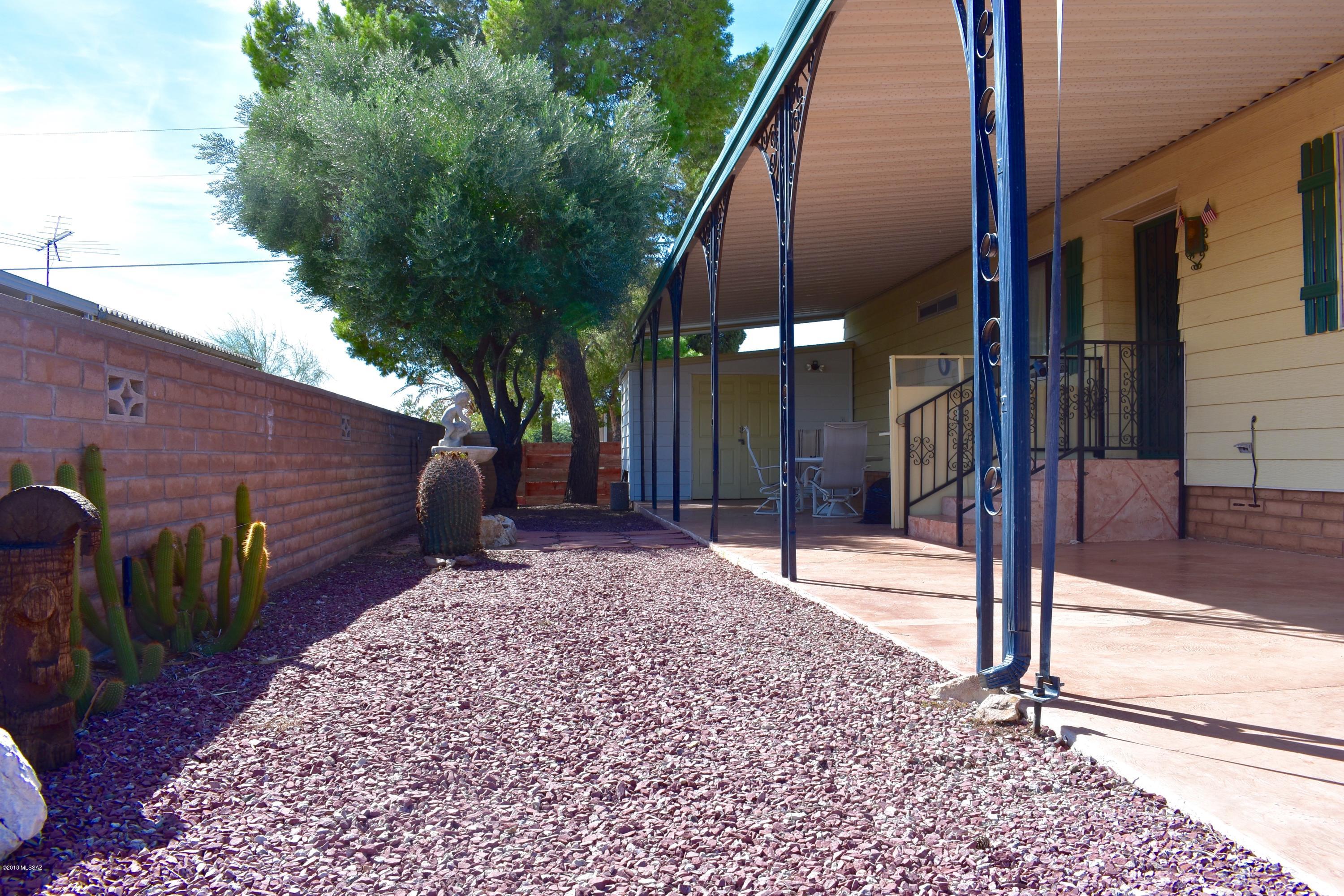 5801 West Rafter Cir Street Tucson, AZ 85713 - Photo 6 of 15 Gallery Image 6