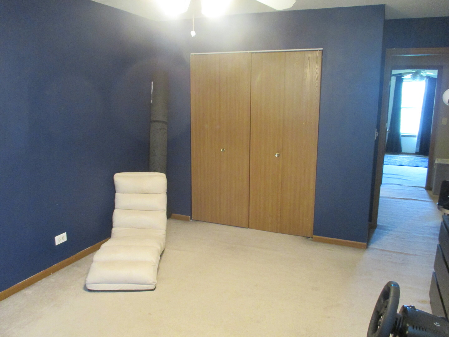 865 Tamarac Boulevard Addison, IL 60101 - Photo 14 of 21 a bathroom with a toilet