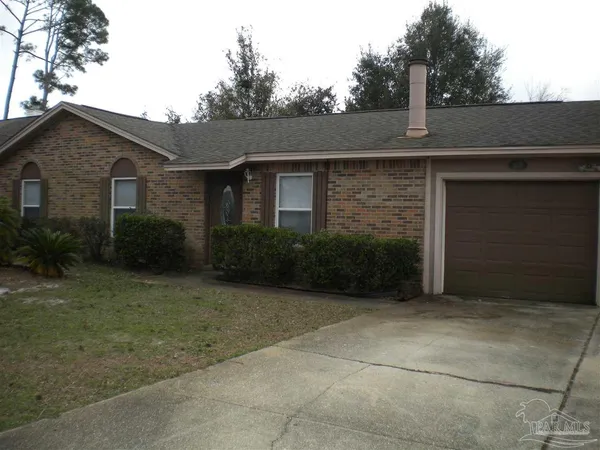 $2,000 | 3255 Maplewood Drive, Gulf Breeze, FL 32563