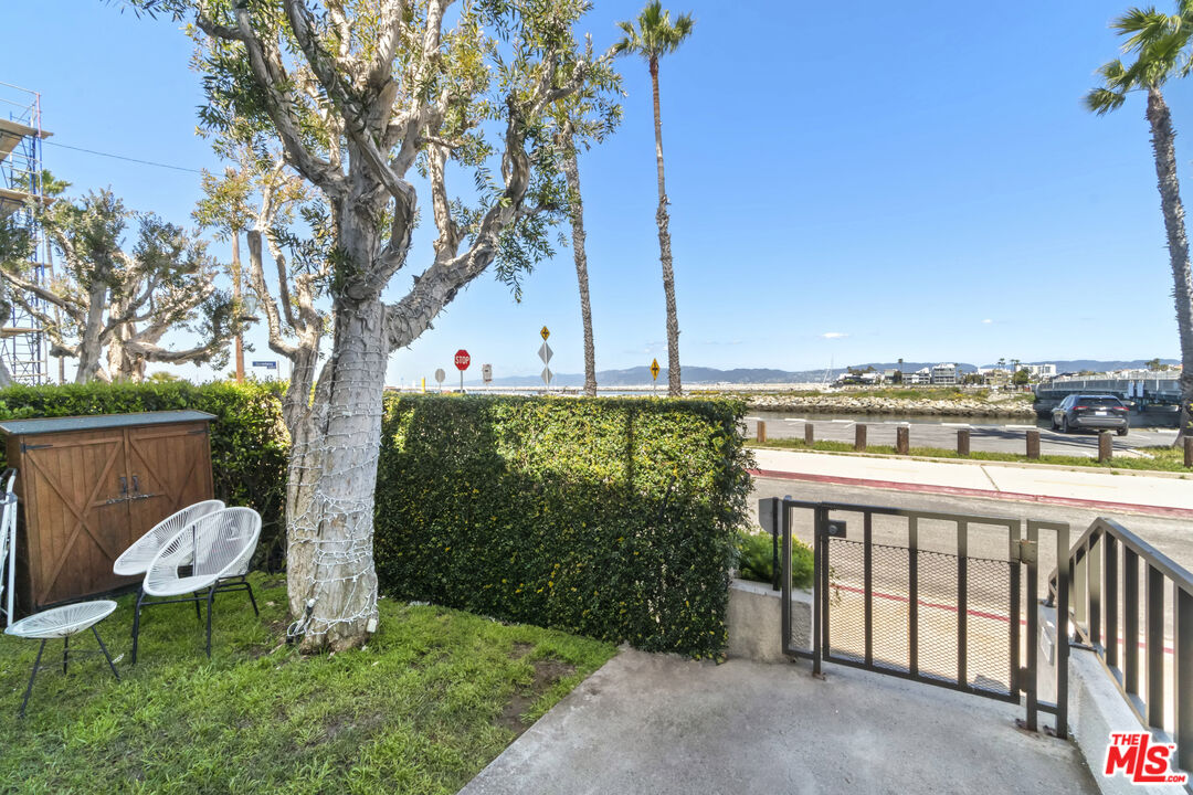 6209 Pacific Avenue, Unit 103 Playa del Rey, CA 90293 - Photo 40 of 40 a view of a balcony with lake view