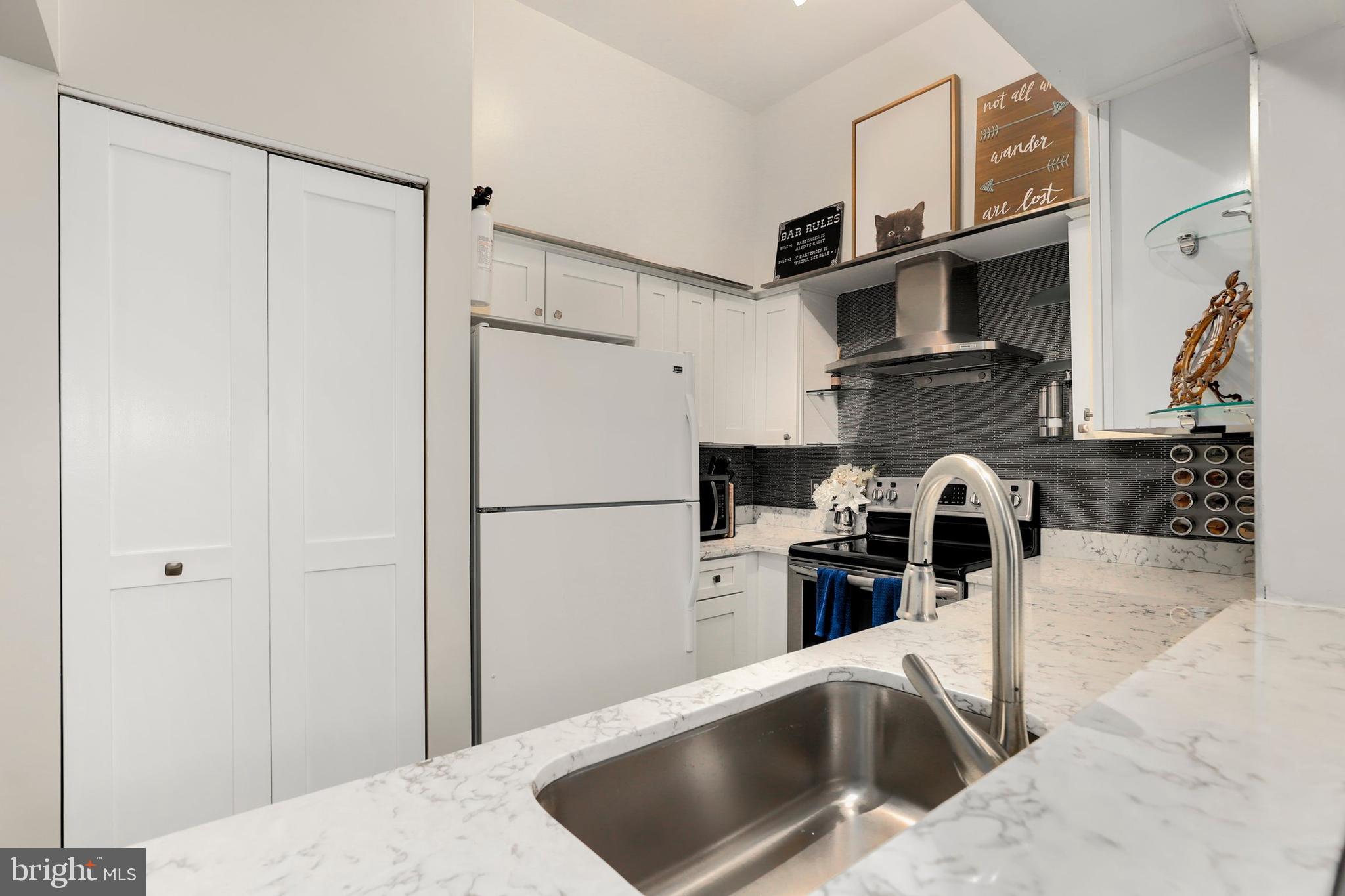11182 Beaver Trail Court Reston, VA 20191 - Photo 11 of 28 Gallery Image 11