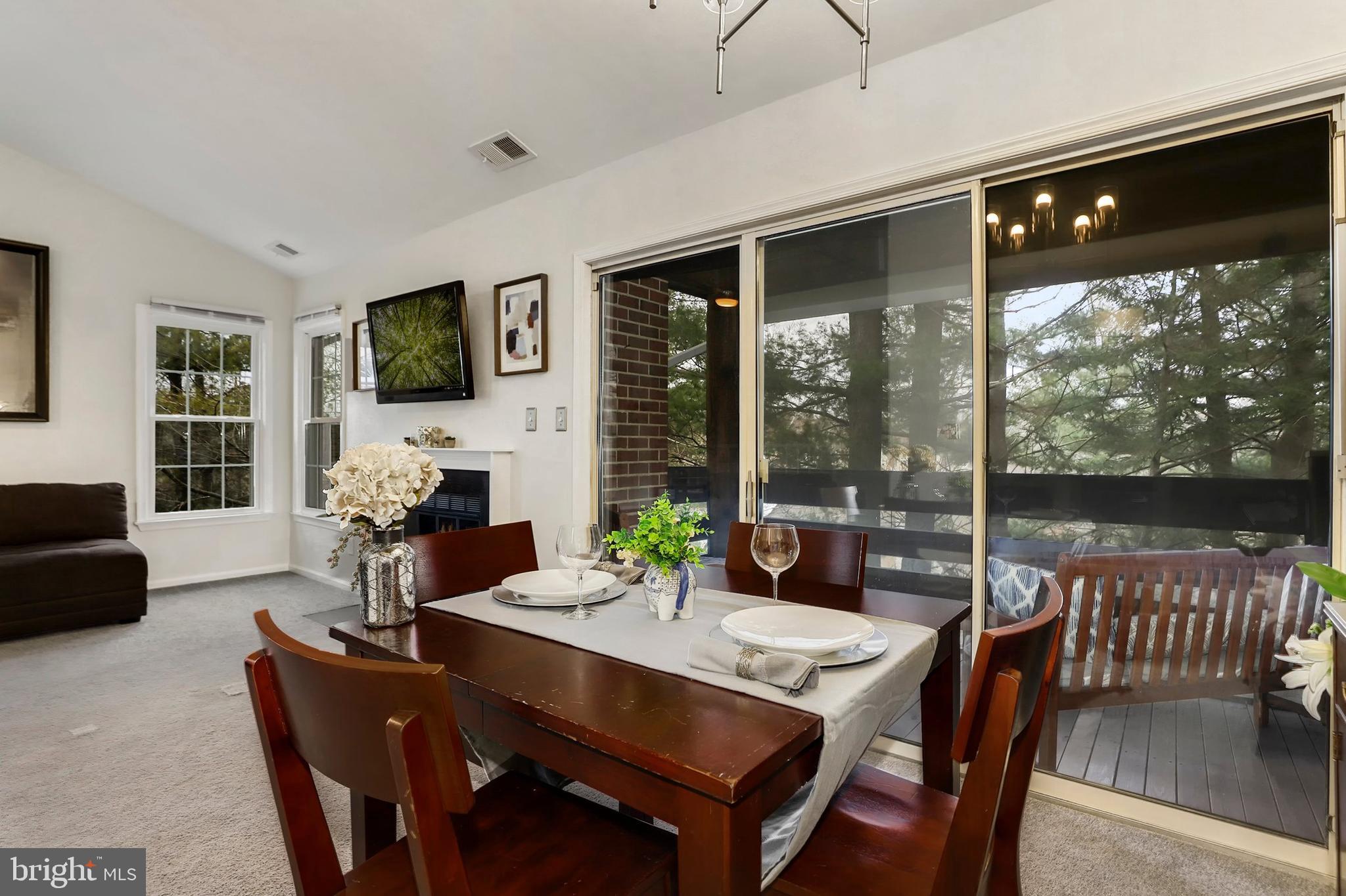 11182 Beaver Trail Court Reston, VA 20191 - Photo 14 of 28 Gallery Image 14