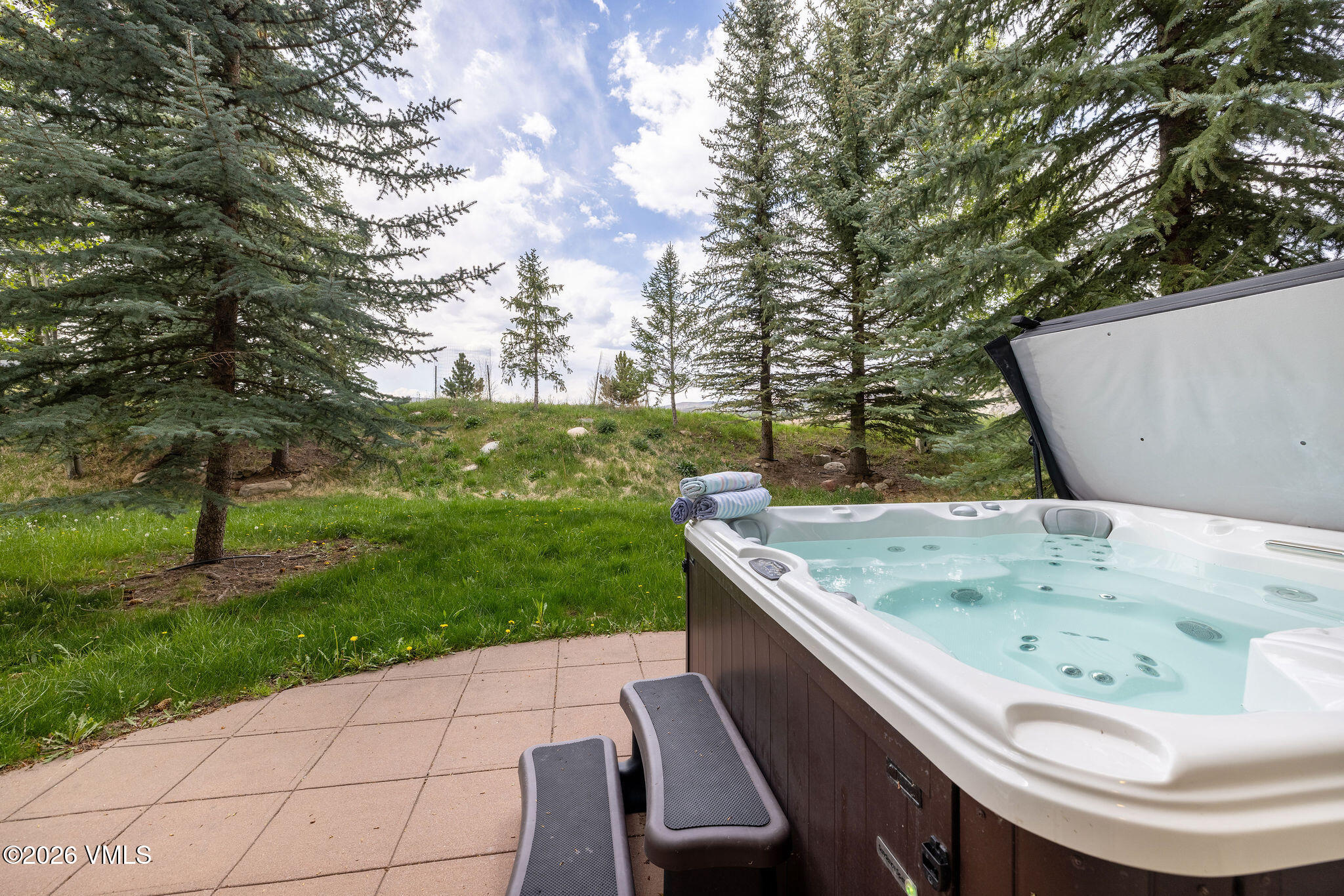 37 Knudson Ranch Road Edwards, CO 81632 - Photo 18 of 25 2605_37_knudson_ranch_rd_exterior_hottub
